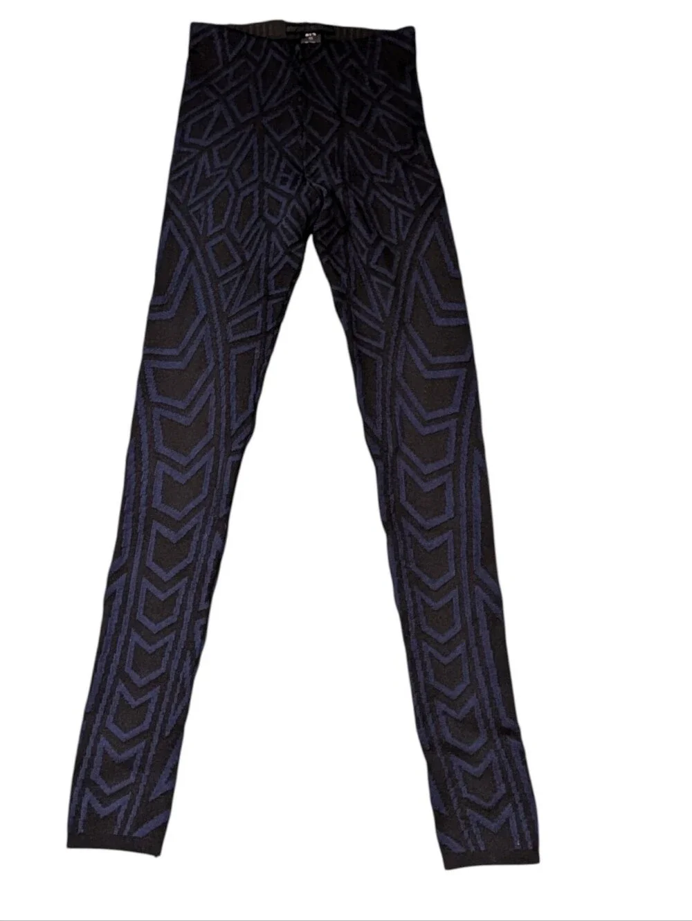 Rvn Graphic Jacquard Knit Textured Leggings NWT‎ Size XS